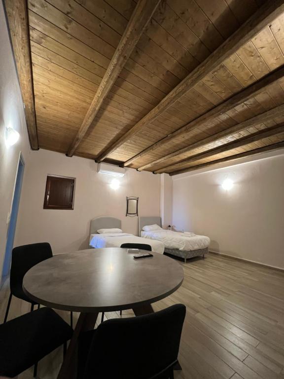 Τετράκλινο Δωμάτιο